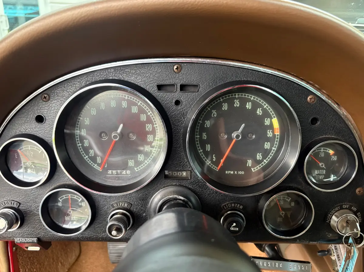 Vehicle photo 40