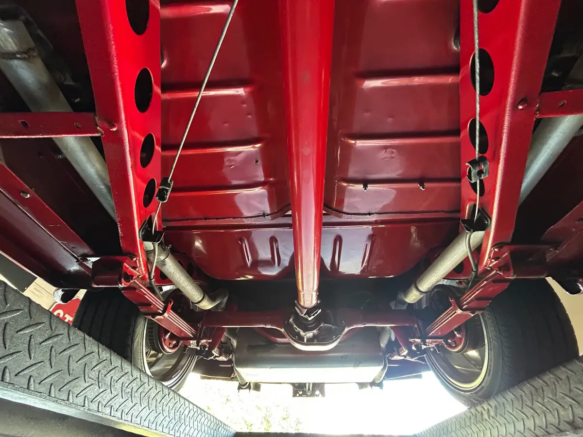 Vehicle photo 40
