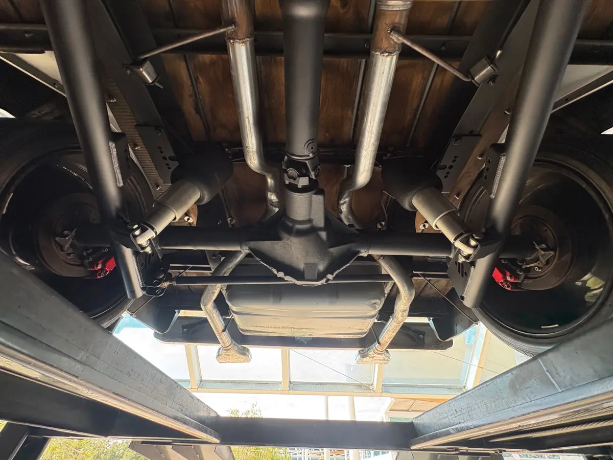 Vehicle photo 53