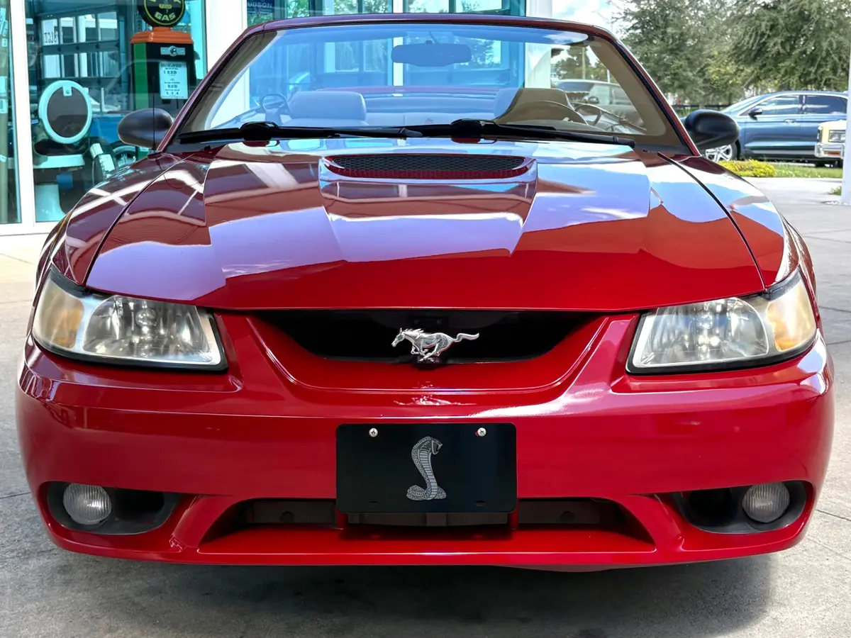 Vehicle photo 2