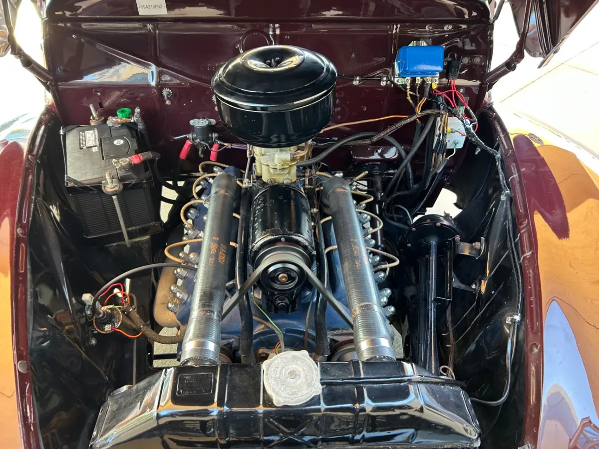 Vehicle photo 33