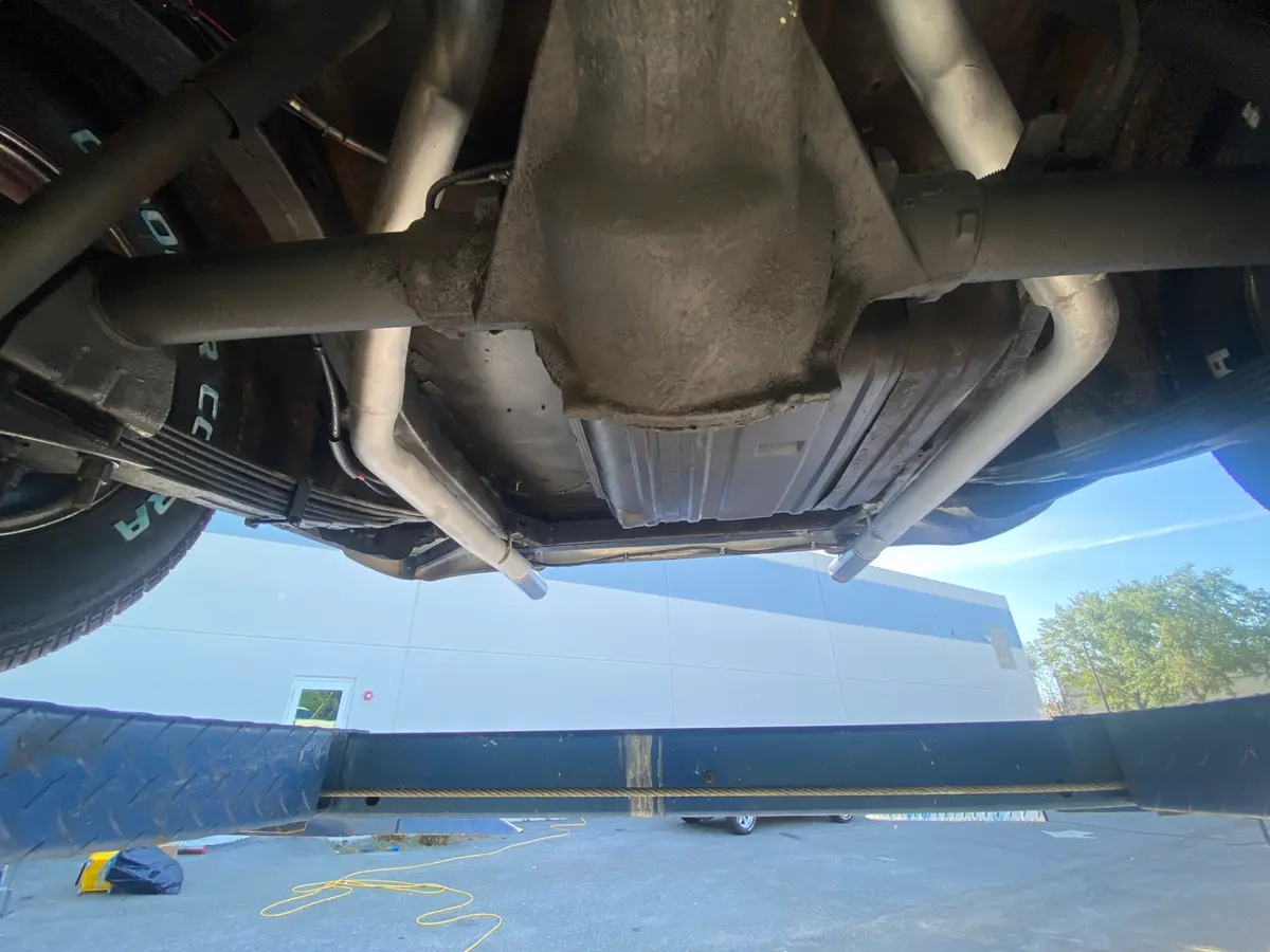 Vehicle photo 38