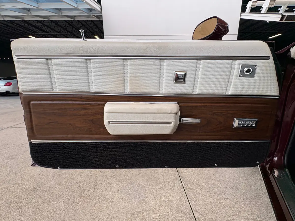 Vehicle photo 39