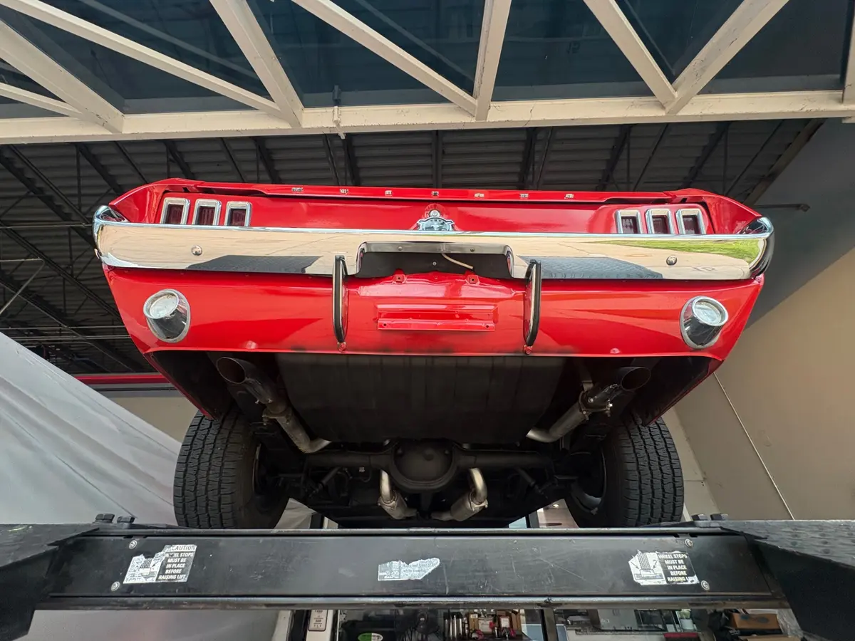 Vehicle photo 49