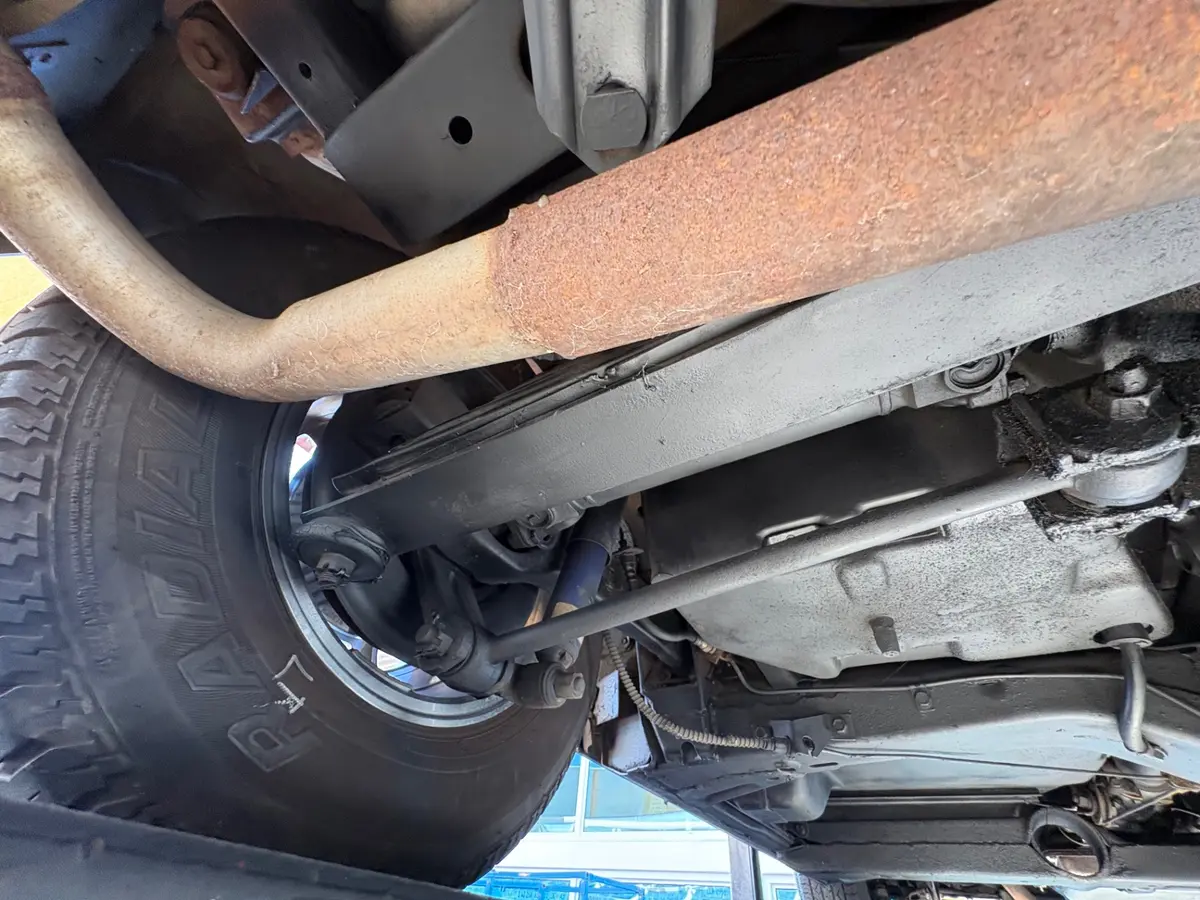 Vehicle photo 47
