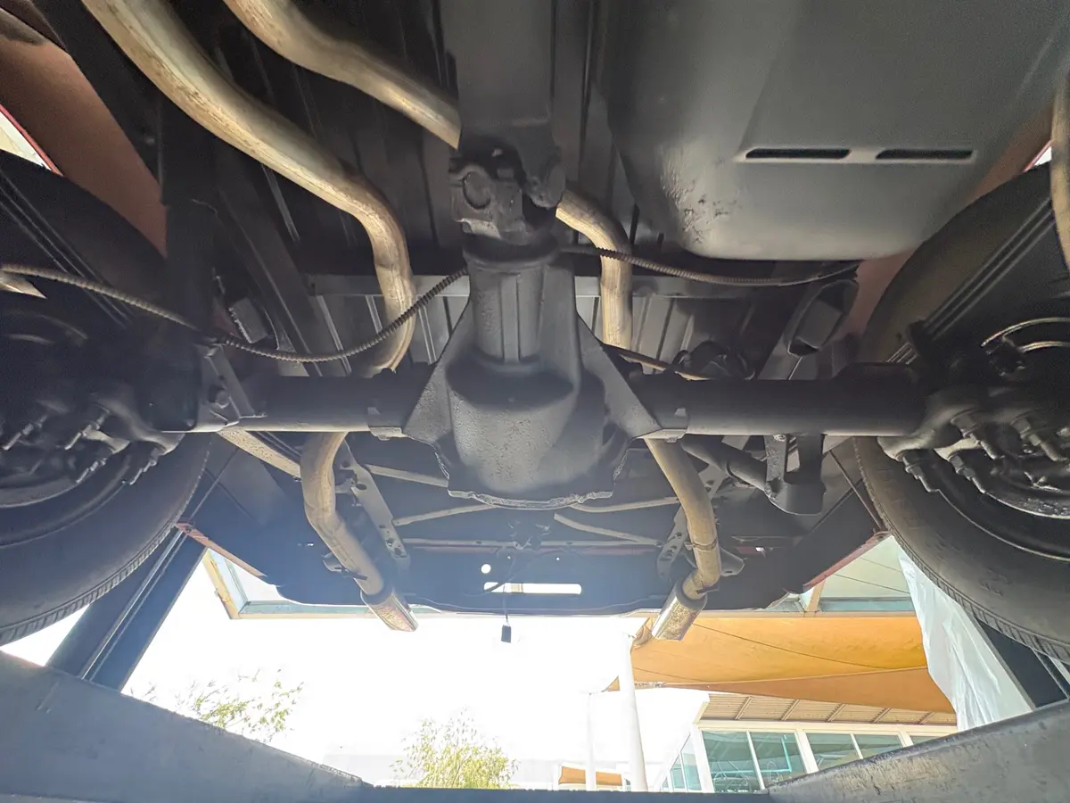 Vehicle photo 52