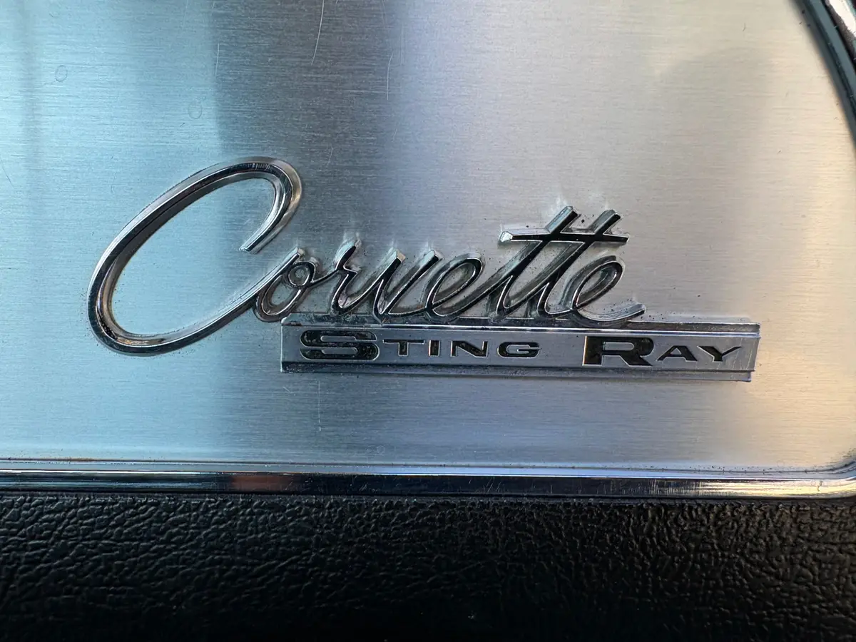 Vehicle photo 41