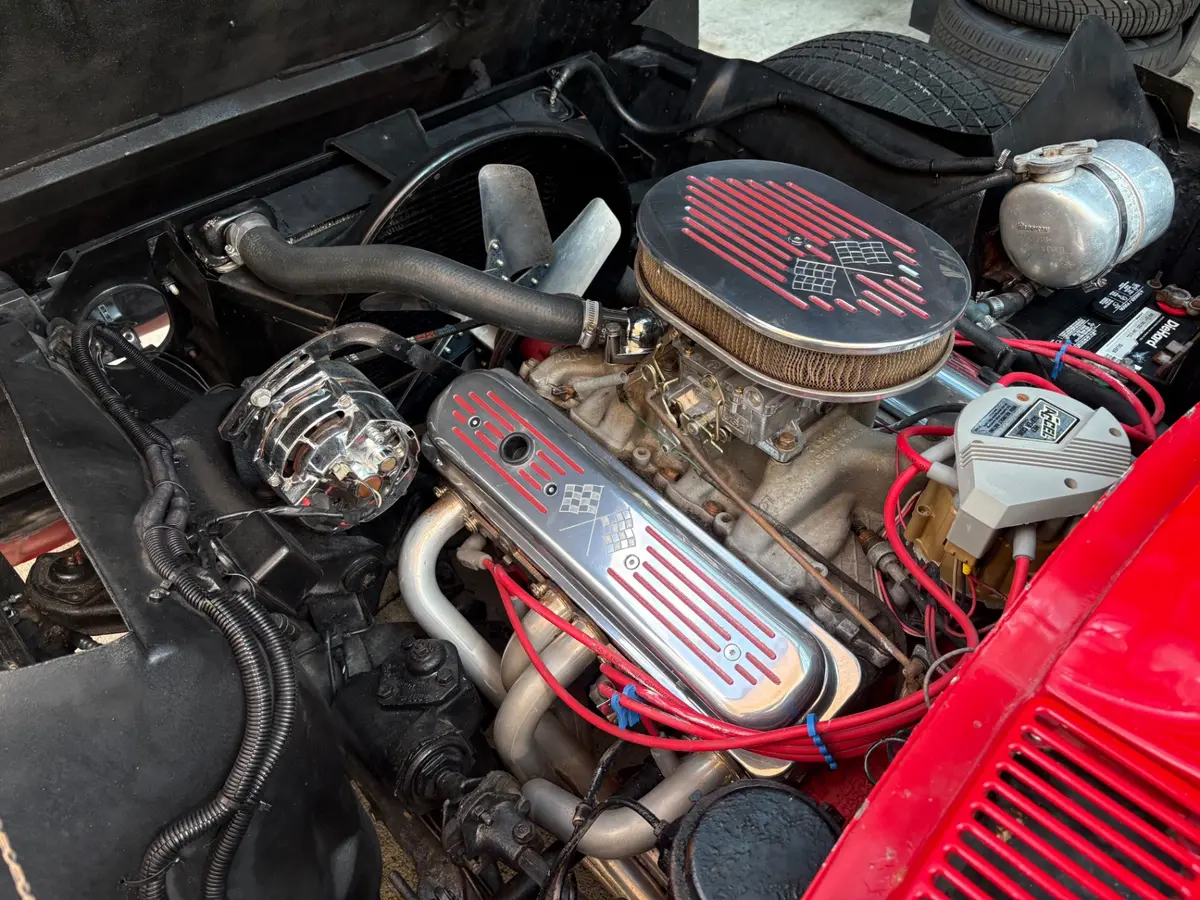 Vehicle photo 32