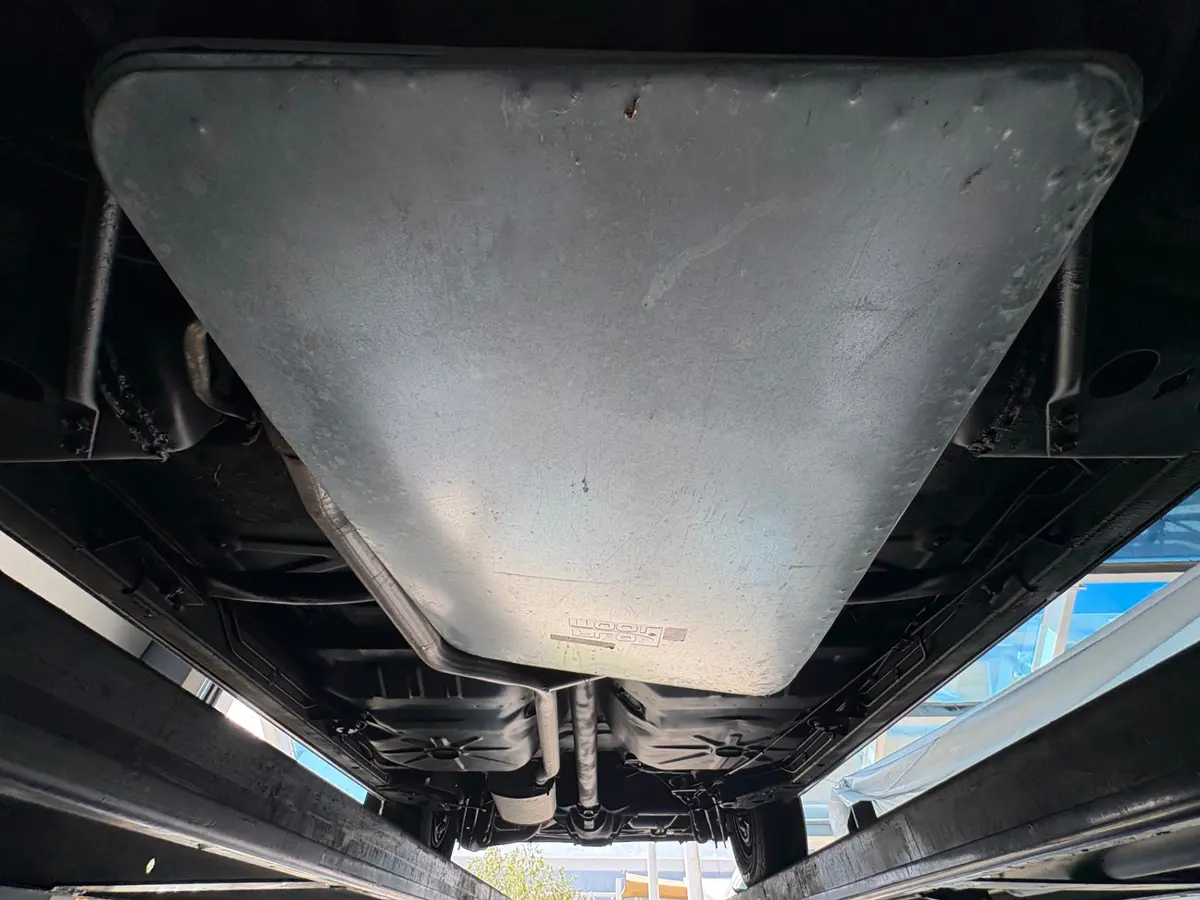 Vehicle photo 60