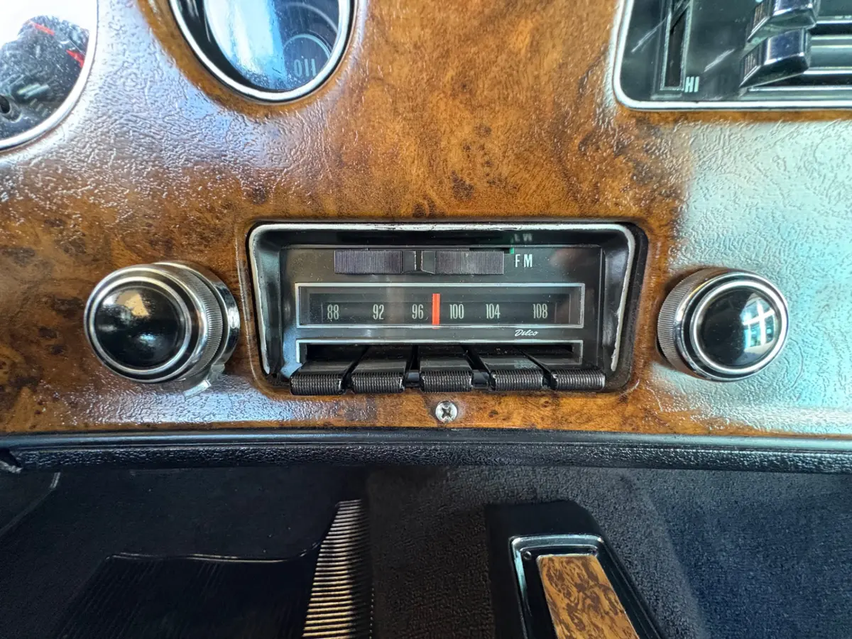 Vehicle photo 66