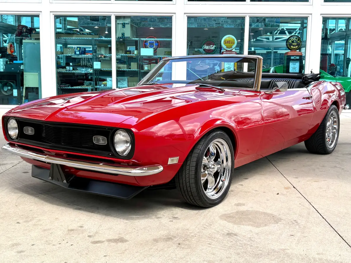 Vehicle photo 11