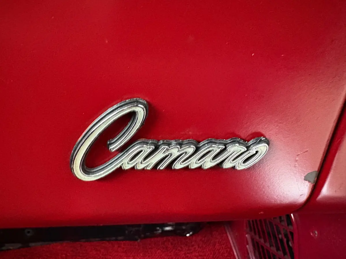 Vehicle photo 41