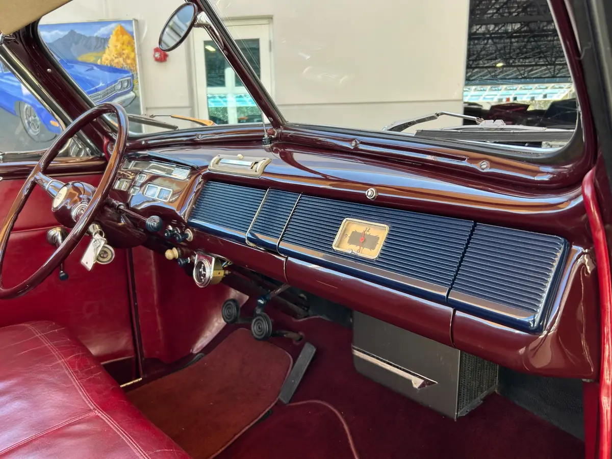 Vehicle photo 42