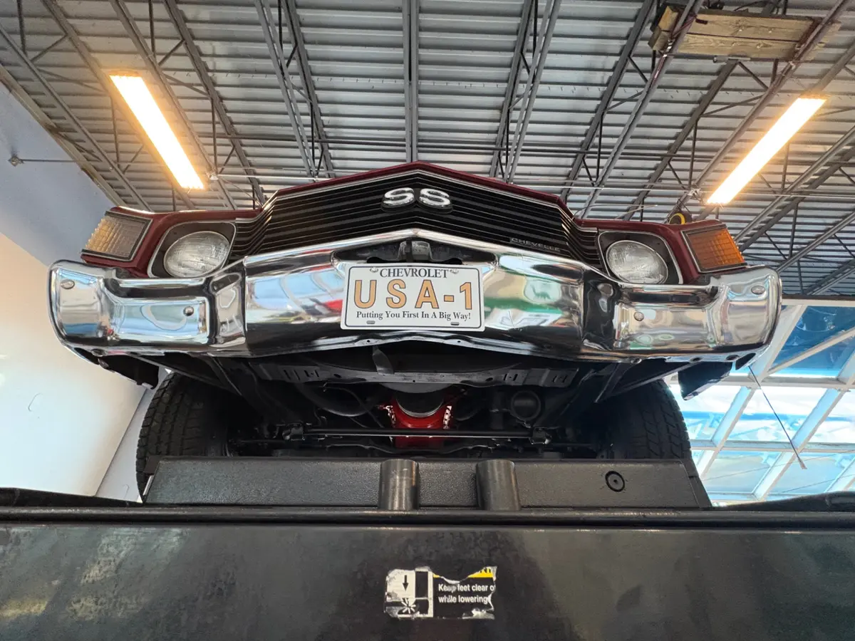 Vehicle photo 56