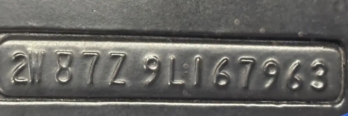 Vehicle photo 10