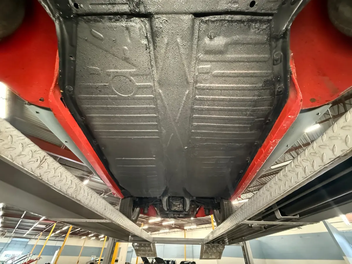 Vehicle photo 41