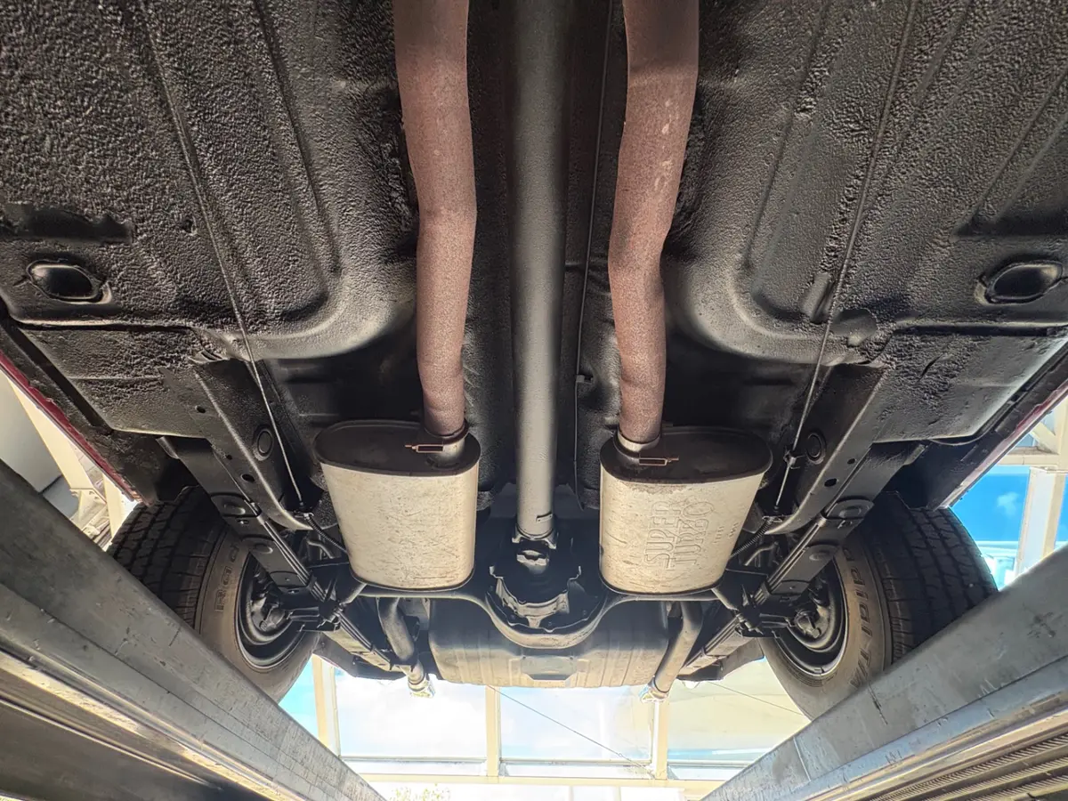Vehicle photo 58