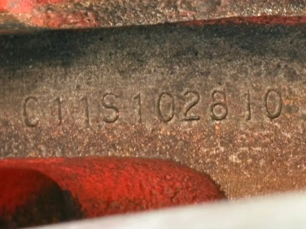 Vehicle photo 37
