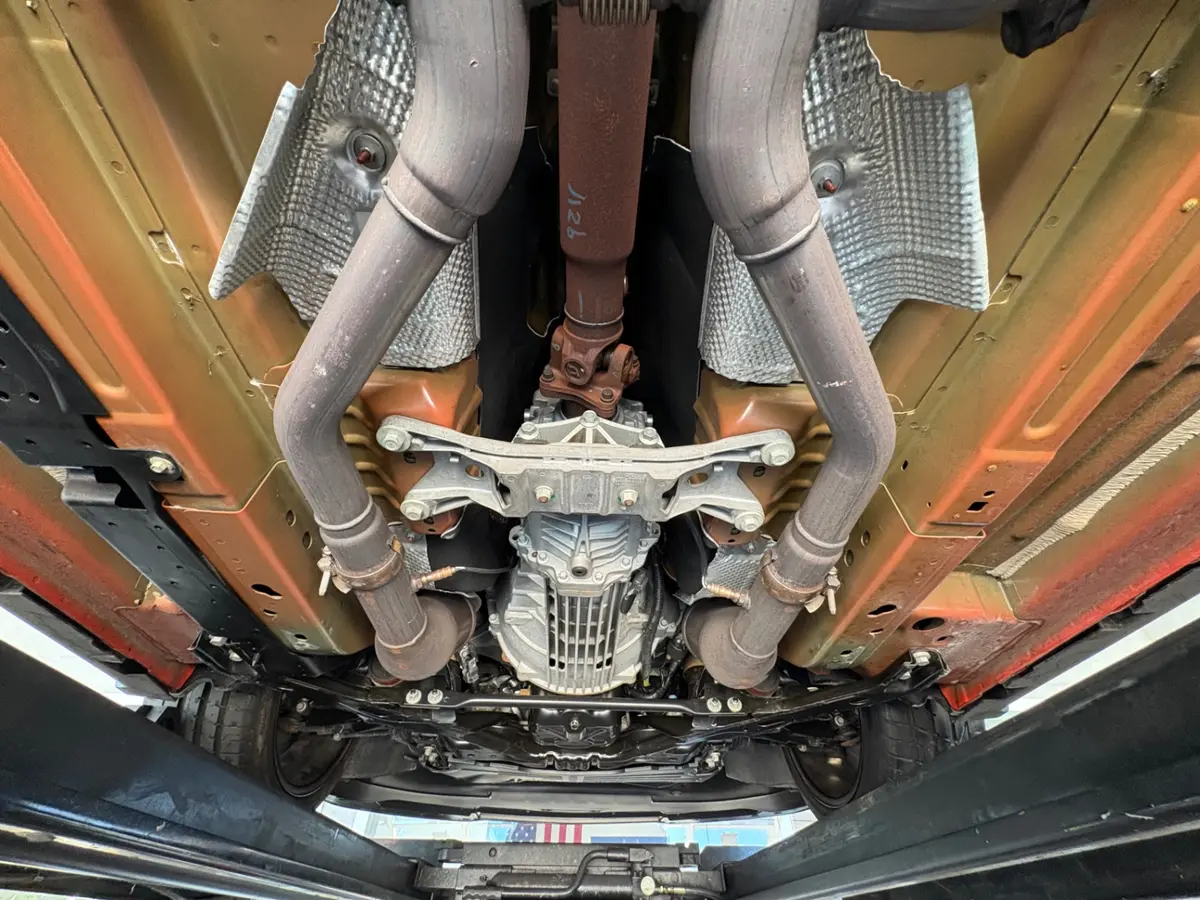 Vehicle photo 49