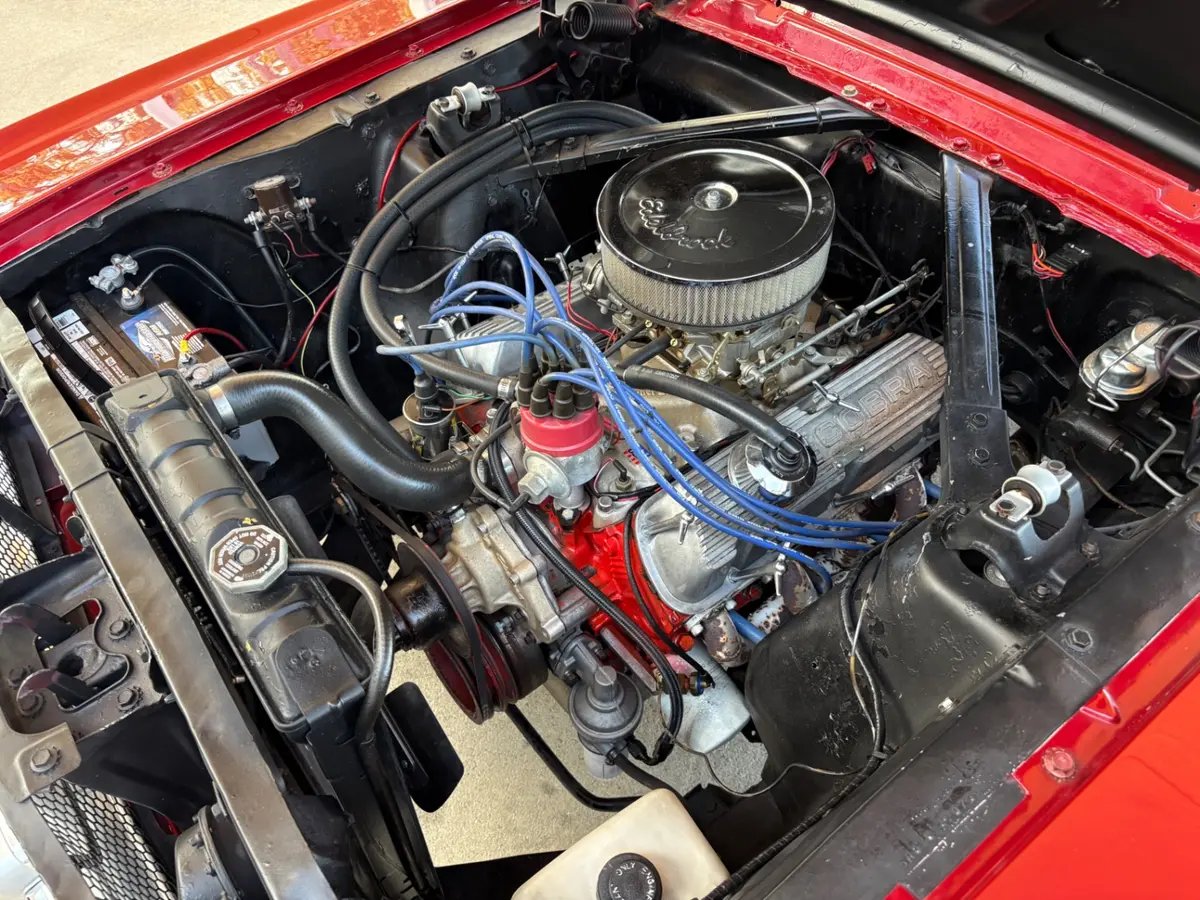 Vehicle photo 30