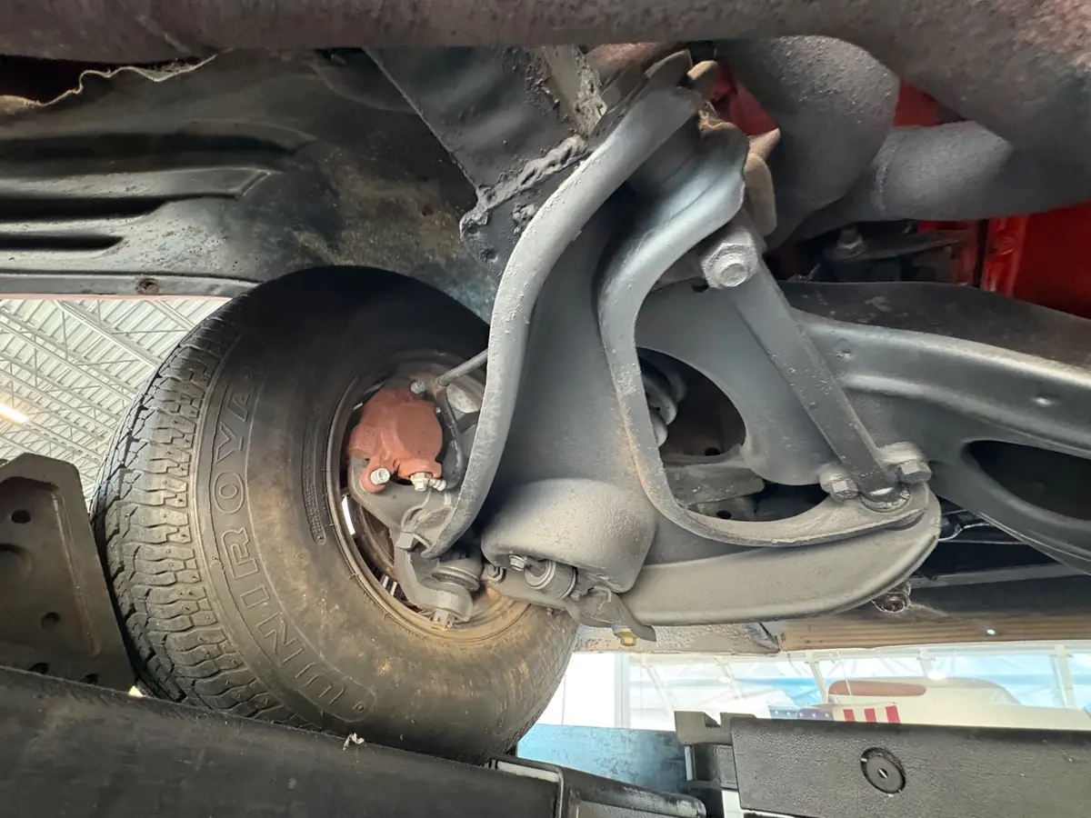 Vehicle photo 50