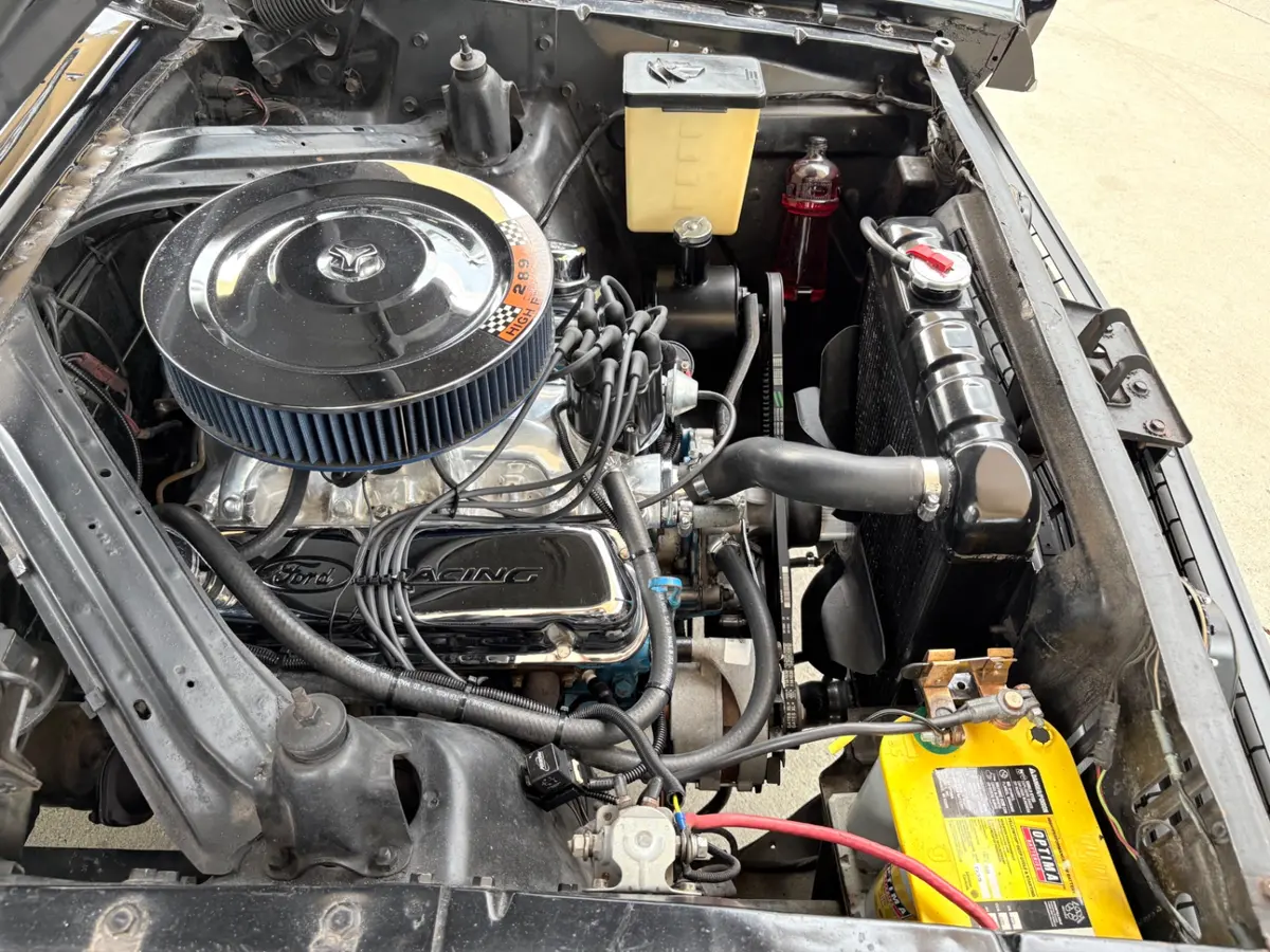 Vehicle photo 27