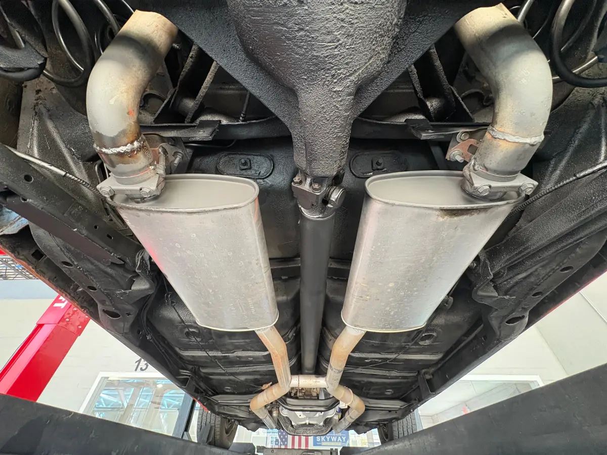 Vehicle photo 53