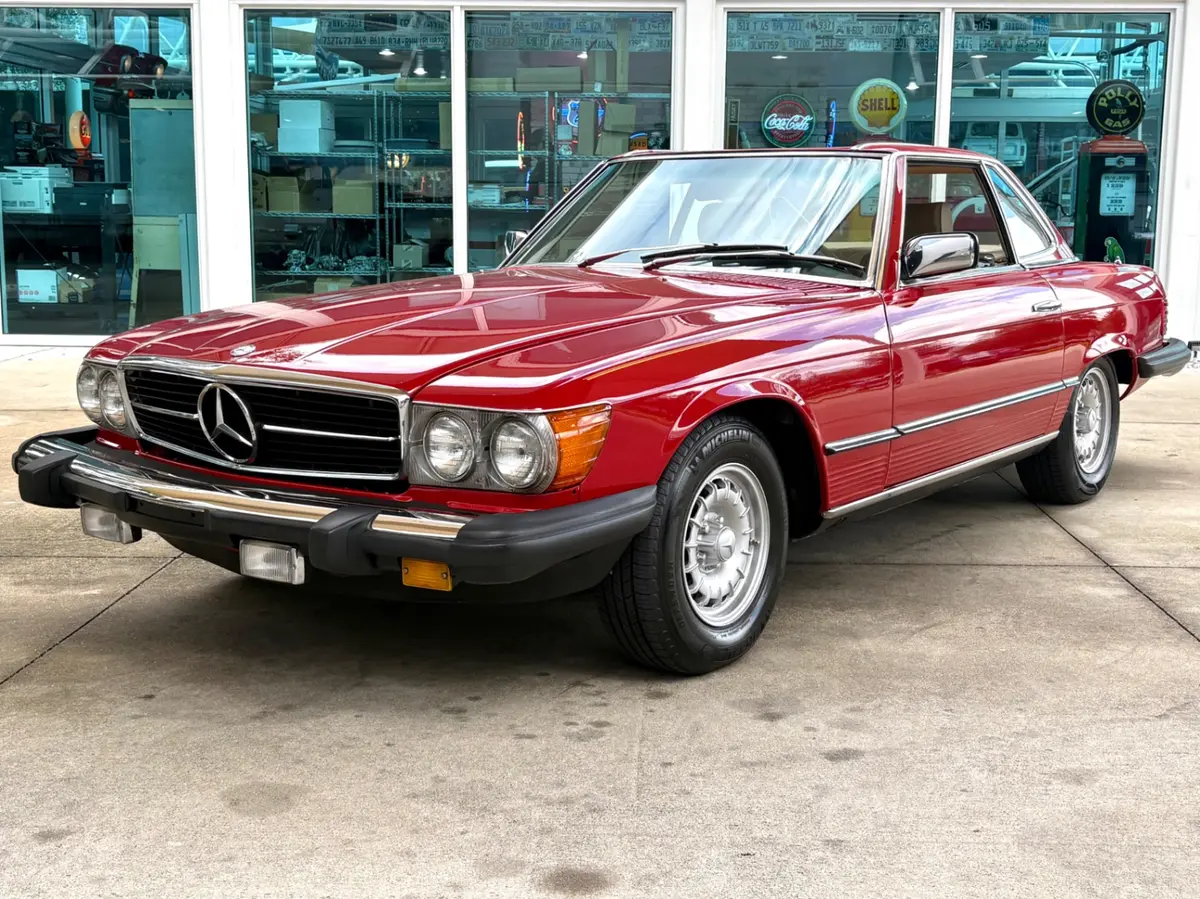 Vehicle photo 1