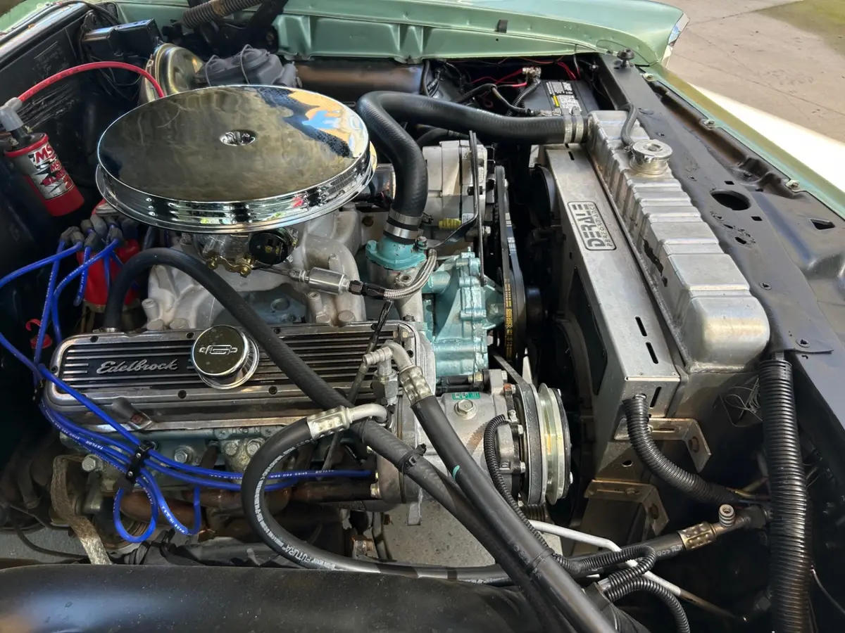 Vehicle photo 22