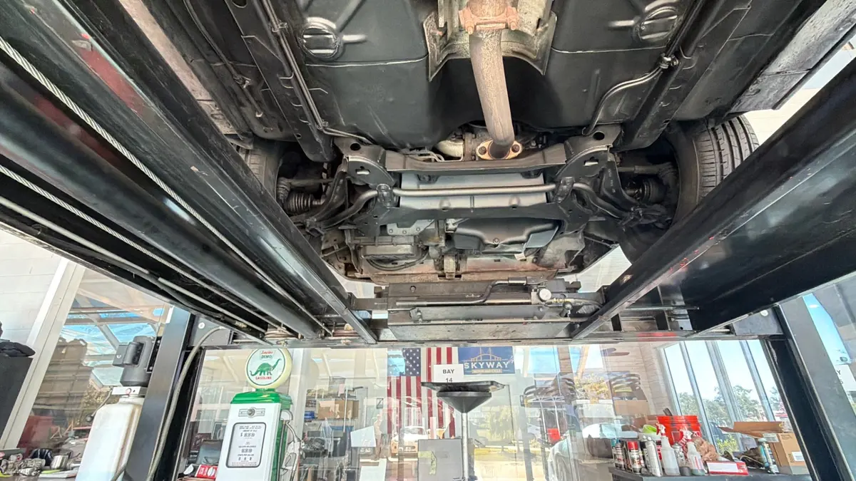 Vehicle photo 55