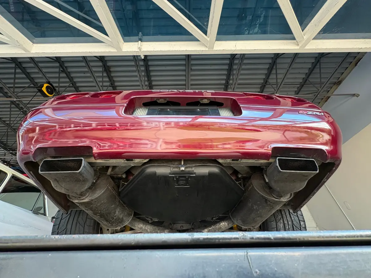 Vehicle photo 42