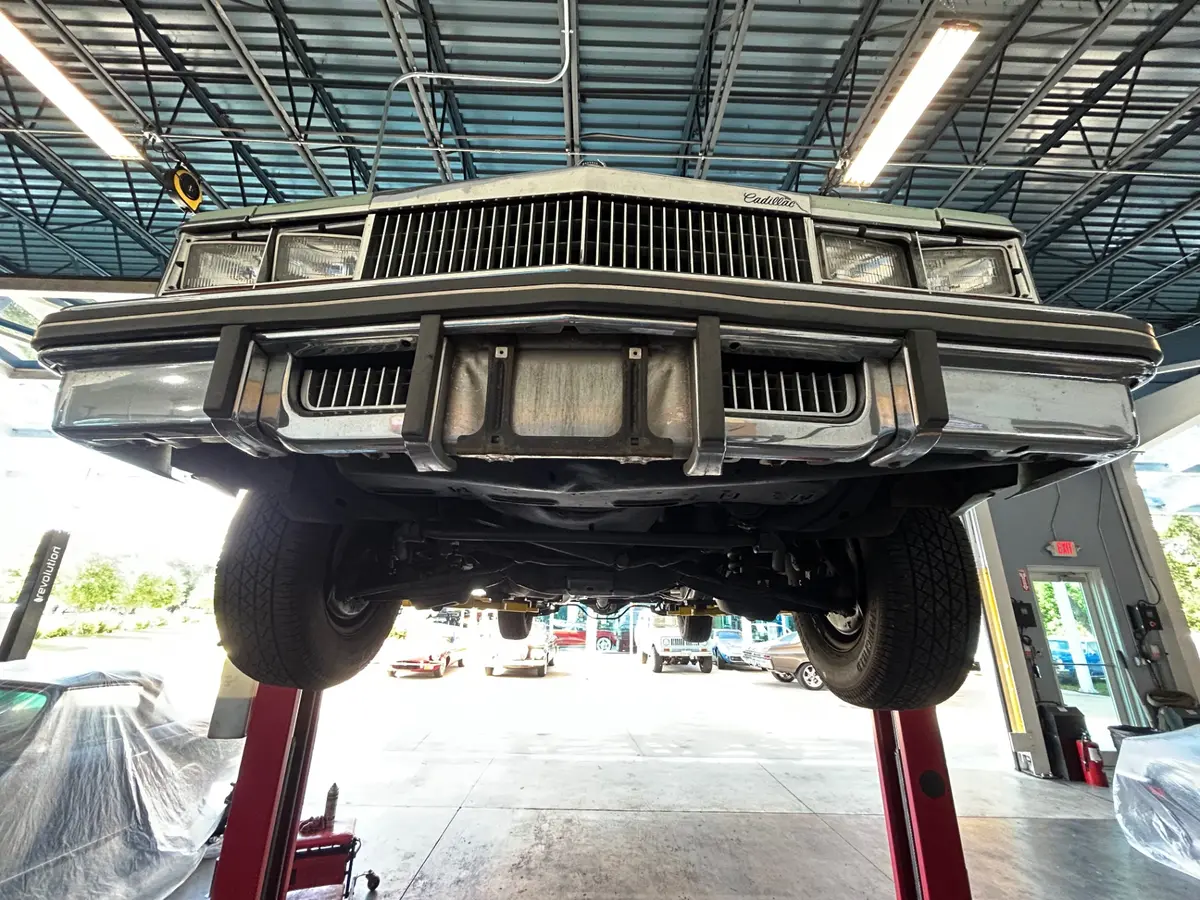 Vehicle photo 52