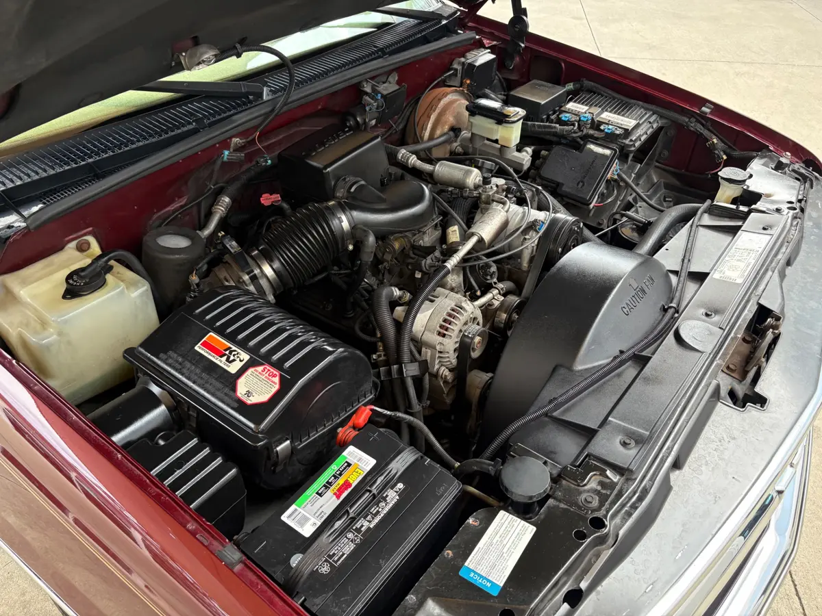Vehicle photo 27