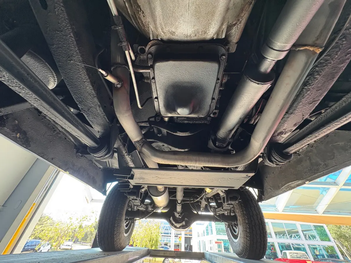 Vehicle photo 51