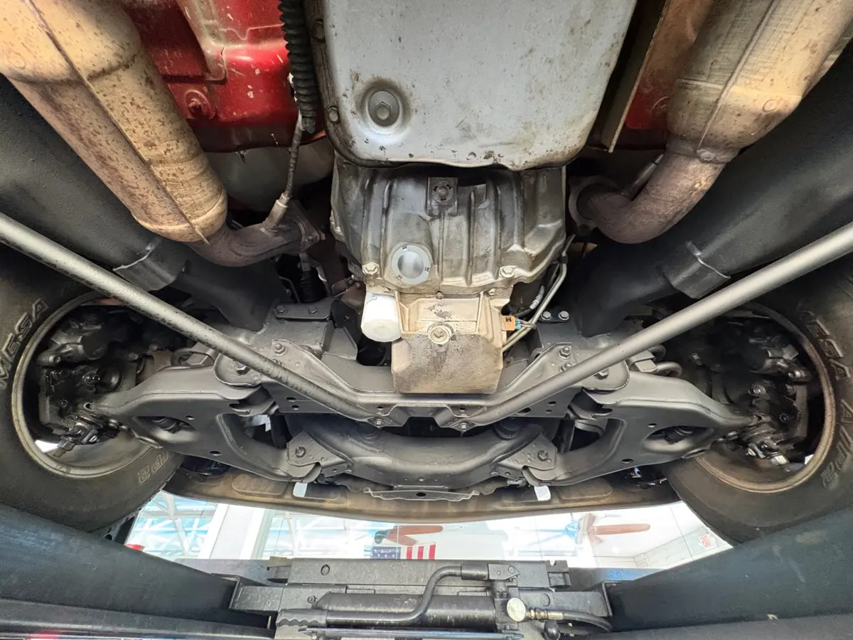 Vehicle photo 45