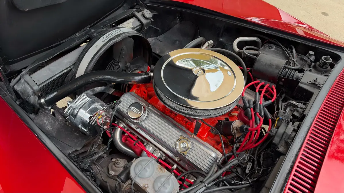 Vehicle photo 29