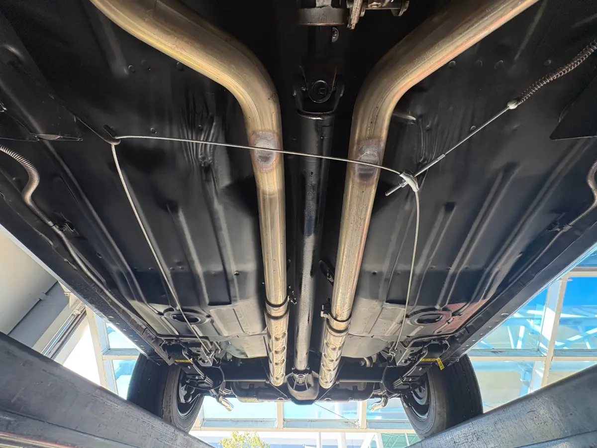 Vehicle photo 72