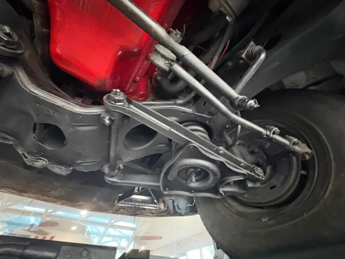 Vehicle photo 55