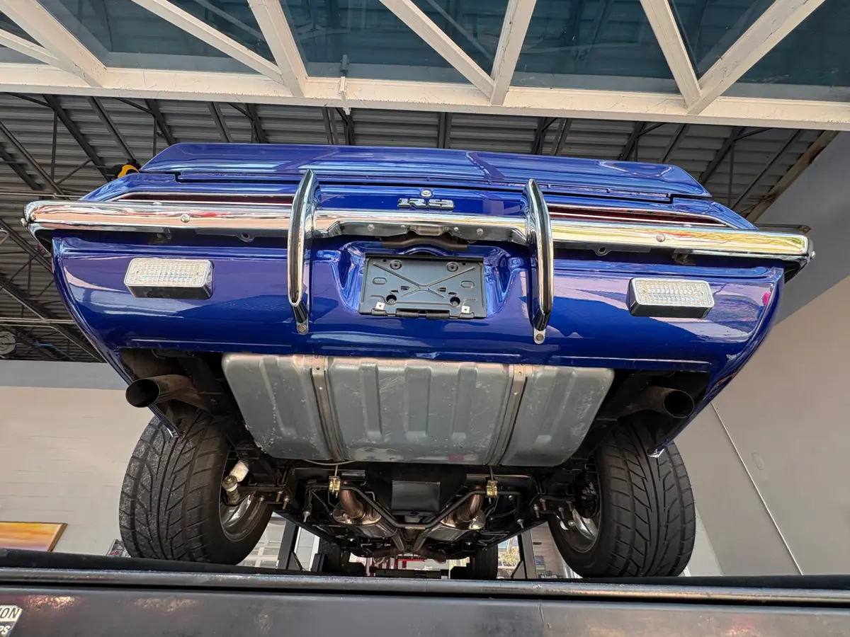 Vehicle photo 42