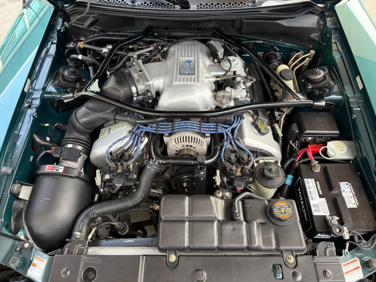 Vehicle photo 29