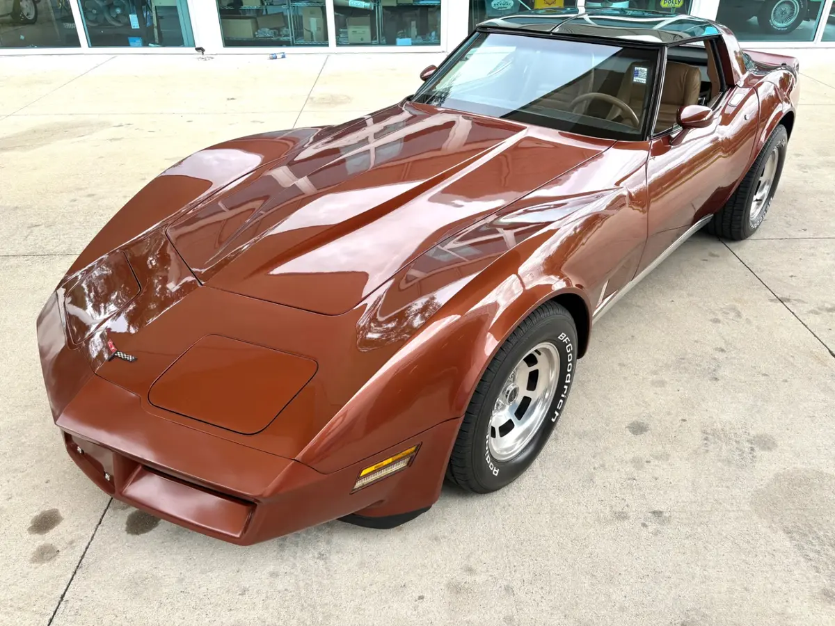 Vehicle photo 20