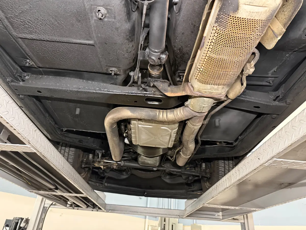 Vehicle photo 47