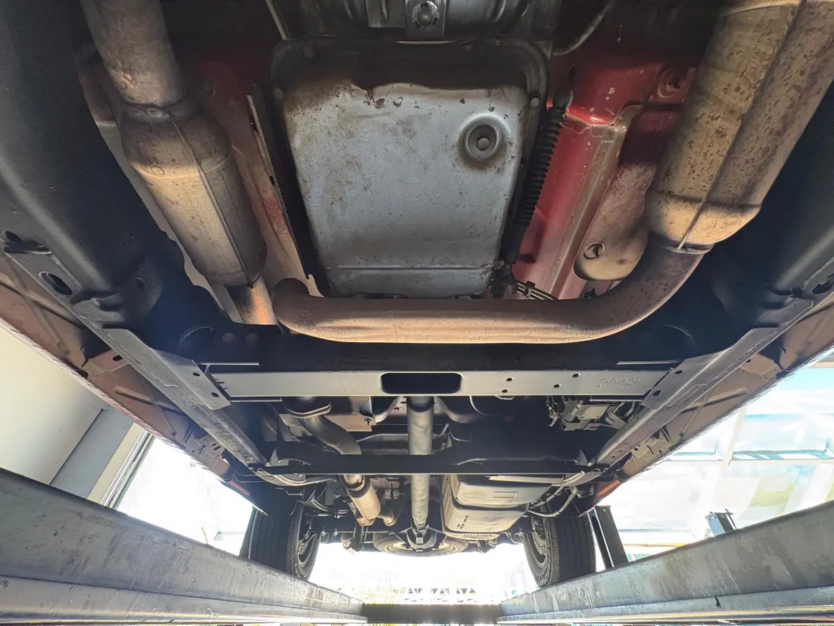 Vehicle photo 49