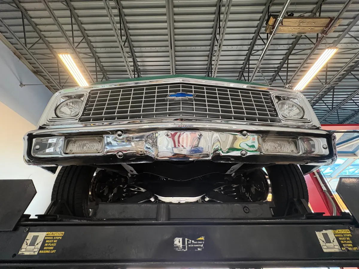 Vehicle photo 56