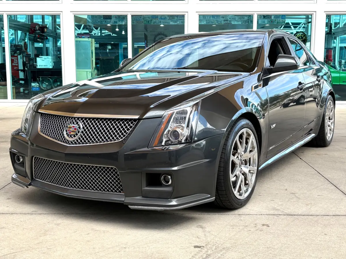 Vehicle photo 1