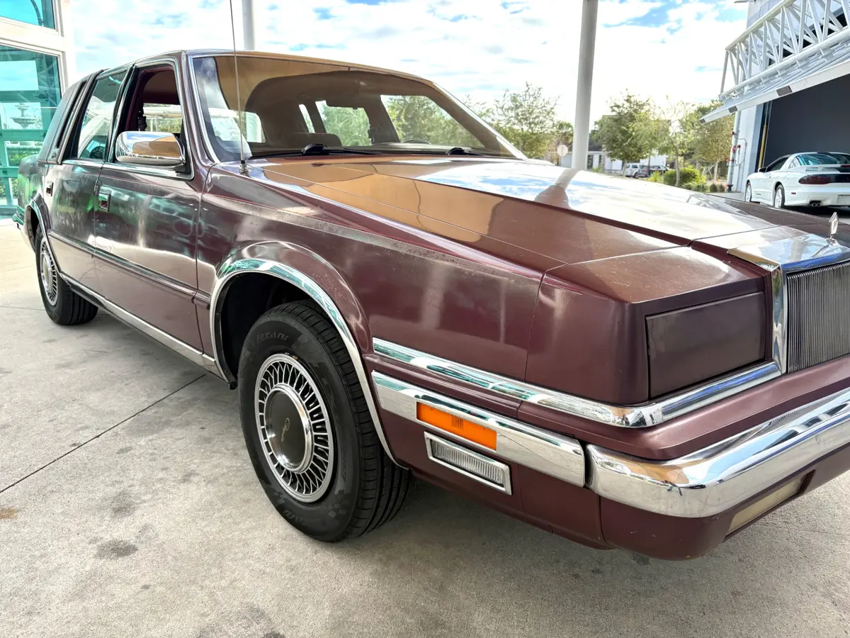 Vehicle photo 20