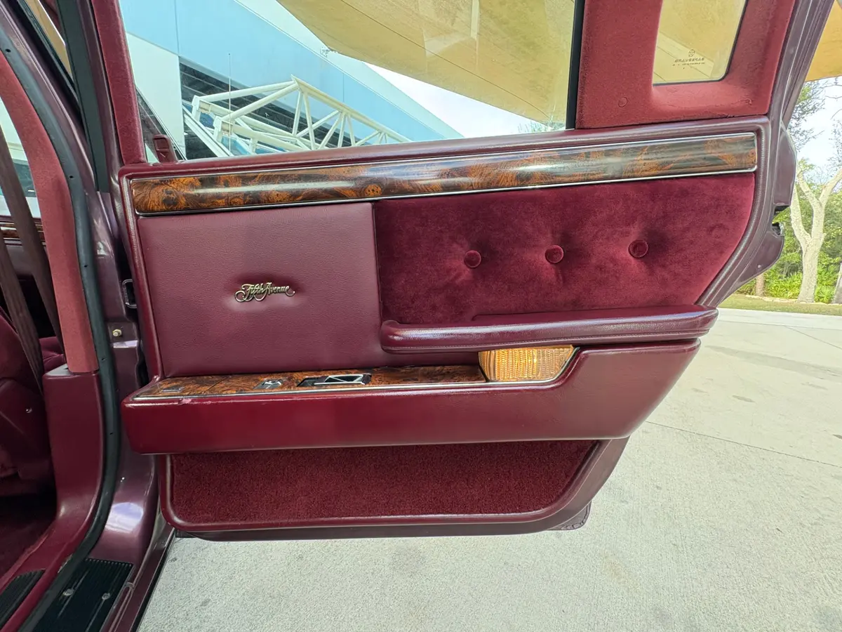 Vehicle photo 40