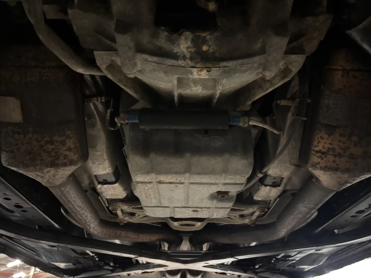Vehicle photo 42