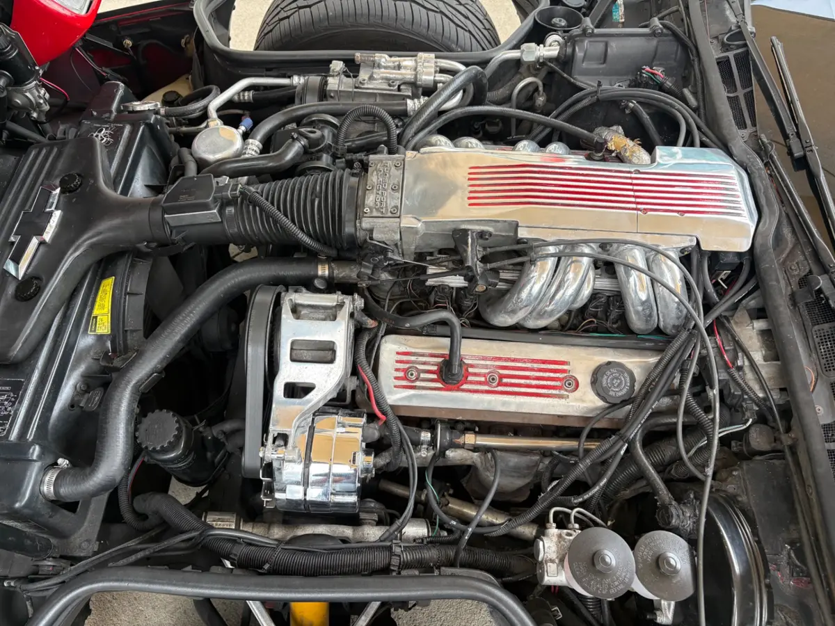 Vehicle photo 31