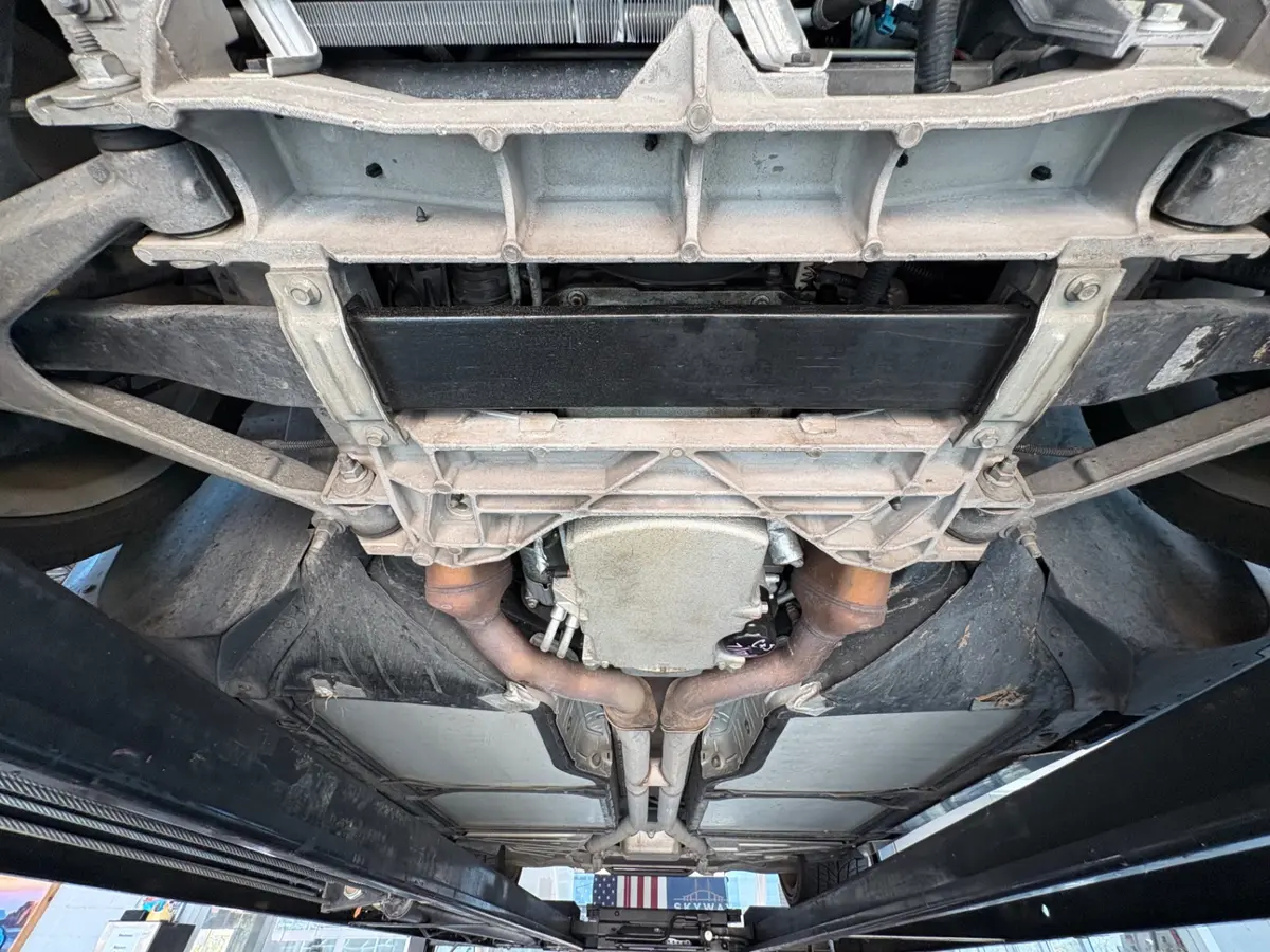 Vehicle photo 51